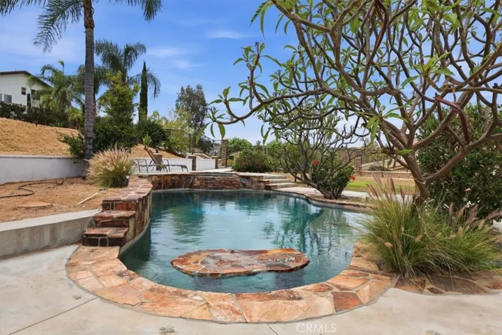 856 Harness, Norco, California 92860