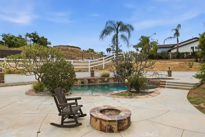 856 Harness, Norco, California 92860