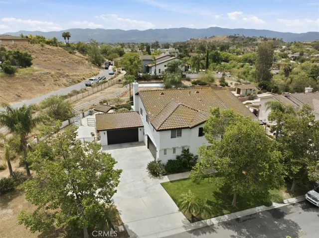 856 Harness, Norco, California 92860