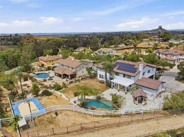 856 Harness, Norco, California 92860