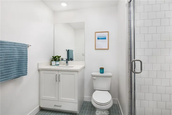 Model home en-suite bath on first floor
