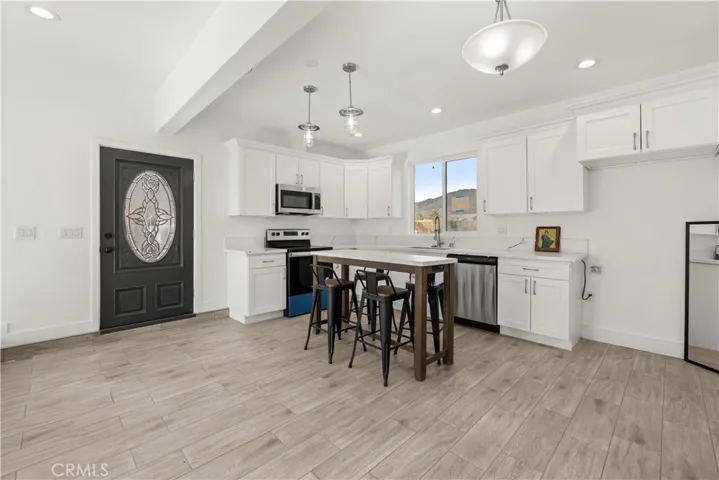 9888 Terrace Drive, Morongo Valley, California 92256