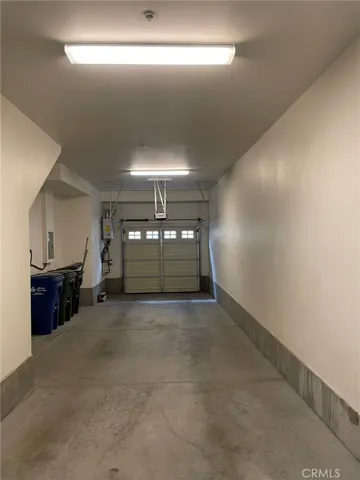 Attached 2 car tandem parking garage