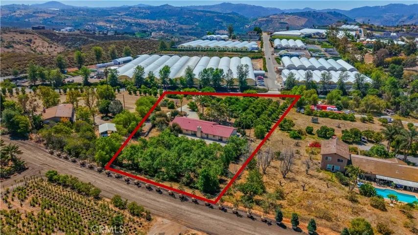 8258 Via Urner Way, Bonsall, California 92003