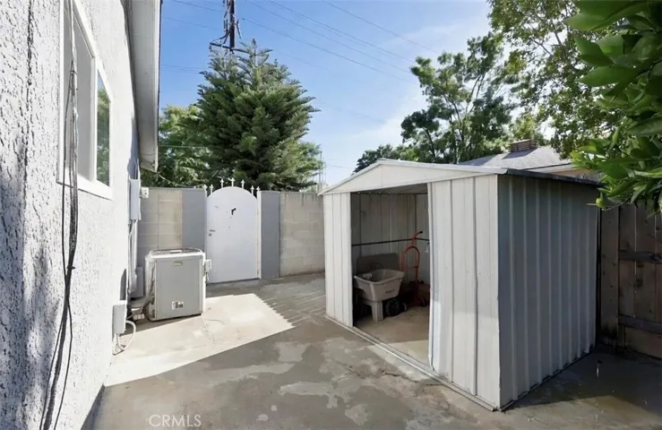 494 E Merritt Avenue, Tulare, California 93274