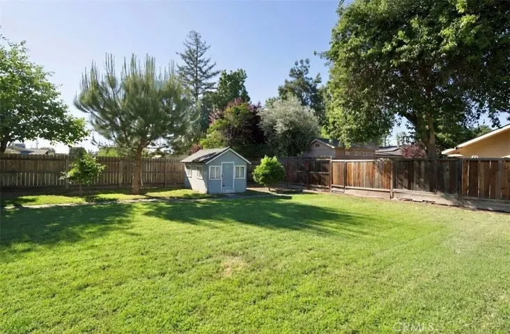 494 E Merritt Avenue, Tulare, California 93274