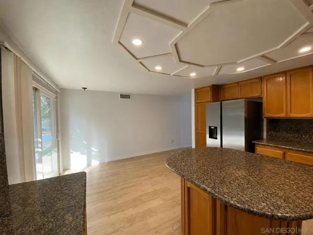 12592 Heatherfield Ln, San Diego, California 92128