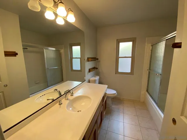 12592 Heatherfield Ln, San Diego, California 92128