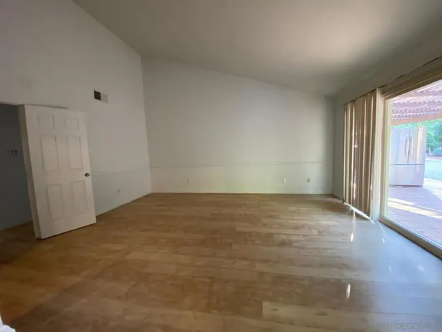 12592 Heatherfield Ln, San Diego, California 92128