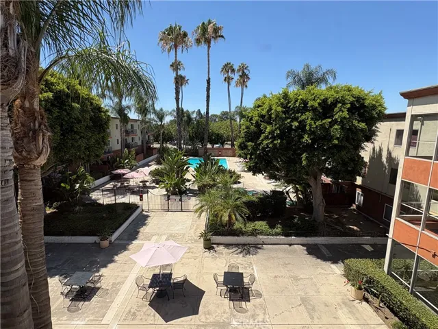 400 N Acacia Avenue, Fullerton, California 92831
