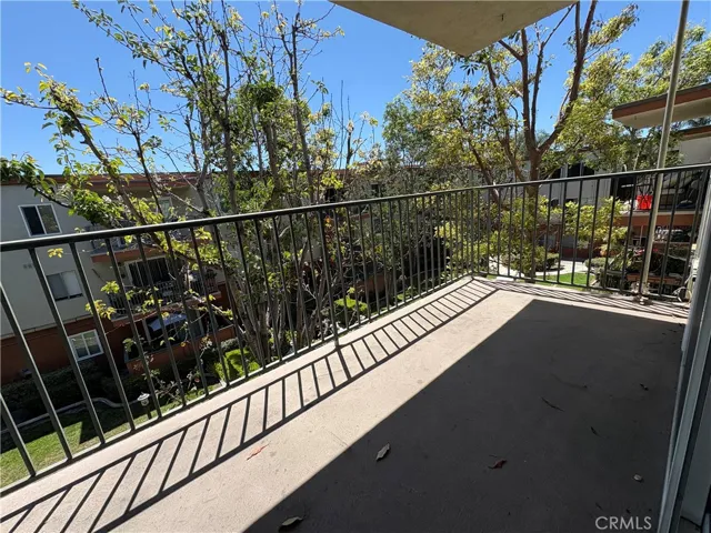 400 N Acacia Avenue, Fullerton, California 92831