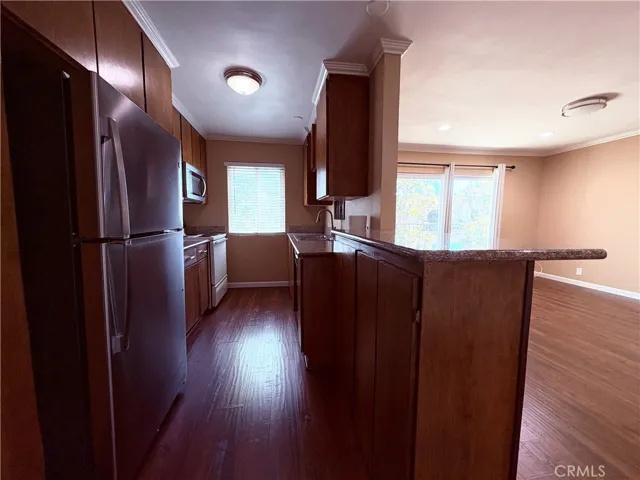 400 N Acacia Avenue, Fullerton, California 92831