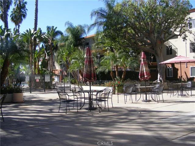 400 N Acacia Avenue, Fullerton, California 92831