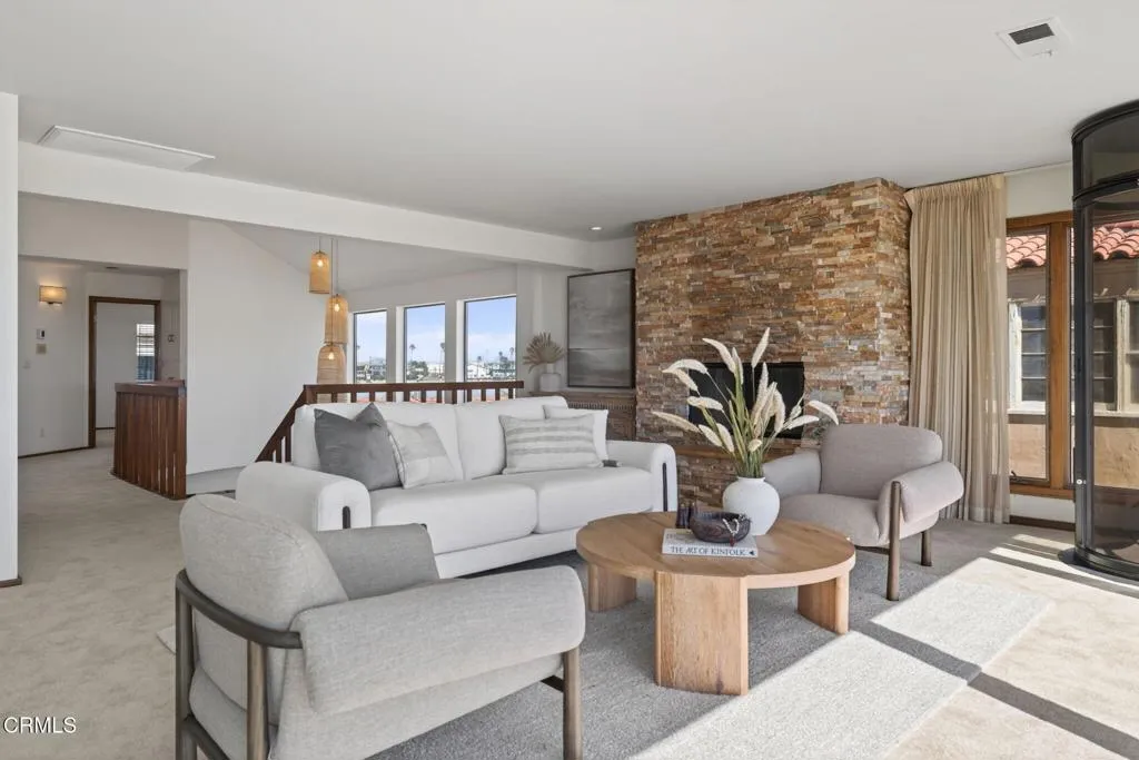 44-web-or-mls-UpmarketMedia-3009Oce-193