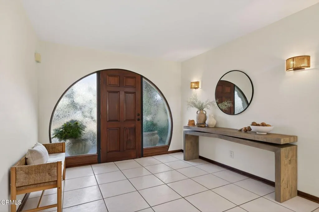 8-web-or-mls-UpmarketMedia-3009Oce-076