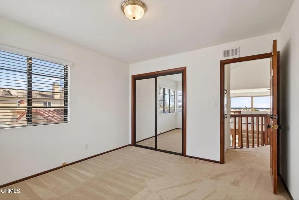 73-web-or-mls-UpmarketMedia-3009Oce-130