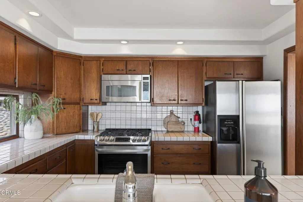 56-web-or-mls-UpmarketMedia-3009Oce-154