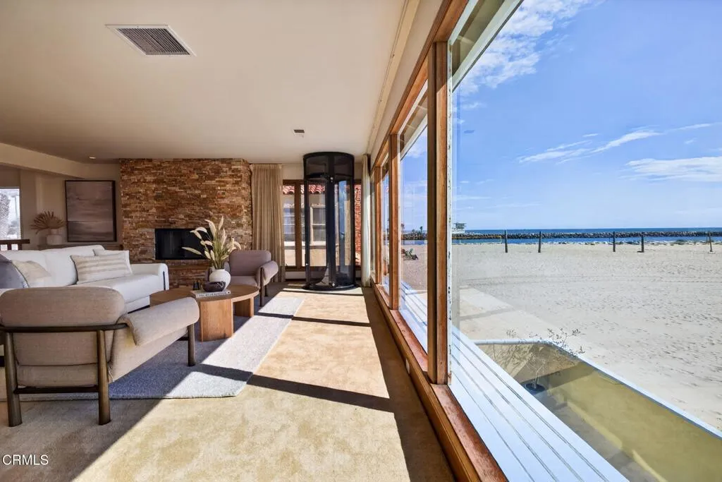 48-web-or-mls-UpmarketMedia-3009Oce-204