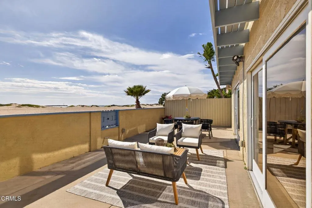75-web-or-mls-UpmarketMedia-3009Oce-243