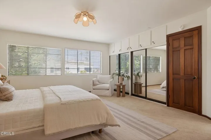 64-web-or-mls-UpmarketMedia-3009Oce-090