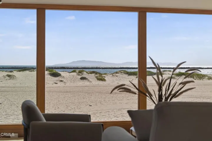 42-web-or-mls-UpmarketMedia-3009Oce-222
