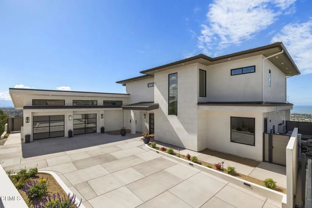 38-web-or-mls-UpmarketMedia-3254Break-01