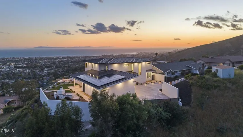 4-web-or-mls-UpmarketMedia-3254Break-twi