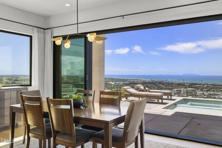 64-web-or-mls-UpmarketMedia-3254Break-26