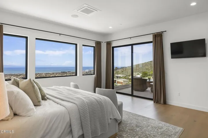 92-web-or-mls-UpmarketMedia-3254Break-10