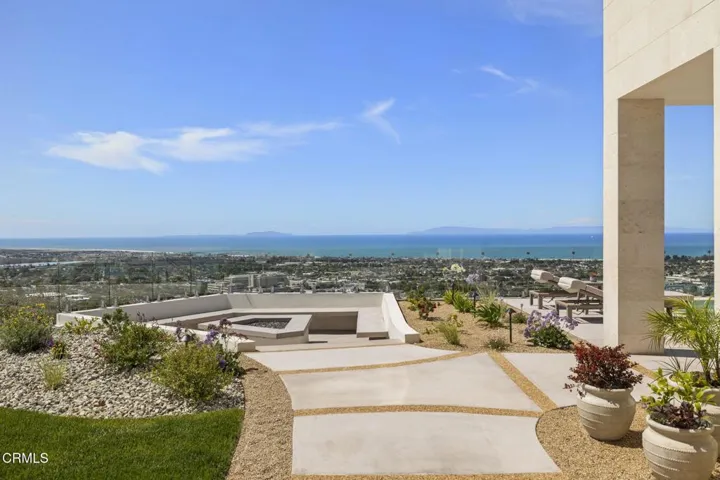 135-web-or-mls-UpmarketMedia-3254Break-3