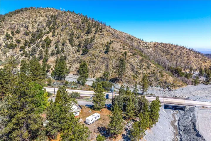 2164 Outer Hwy 2 Highway S, Wrightwood, California 92397