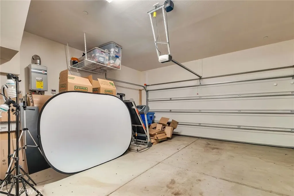 Garage - original, unedited
