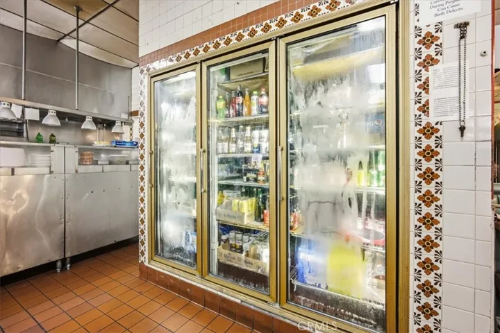 Refrigerator Front View Picture has been modified to show potential