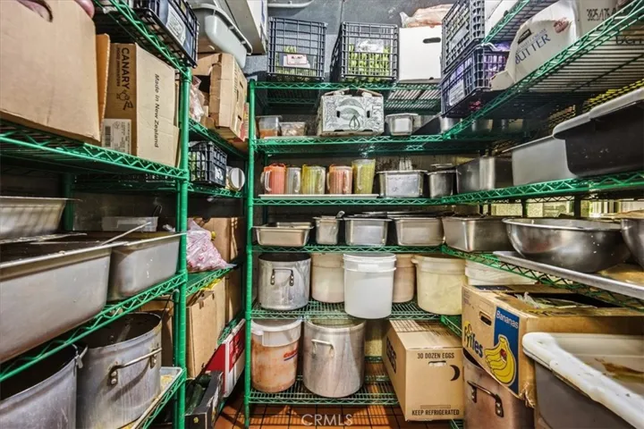 Walk in Refrigerator Picture has been modified to show potential