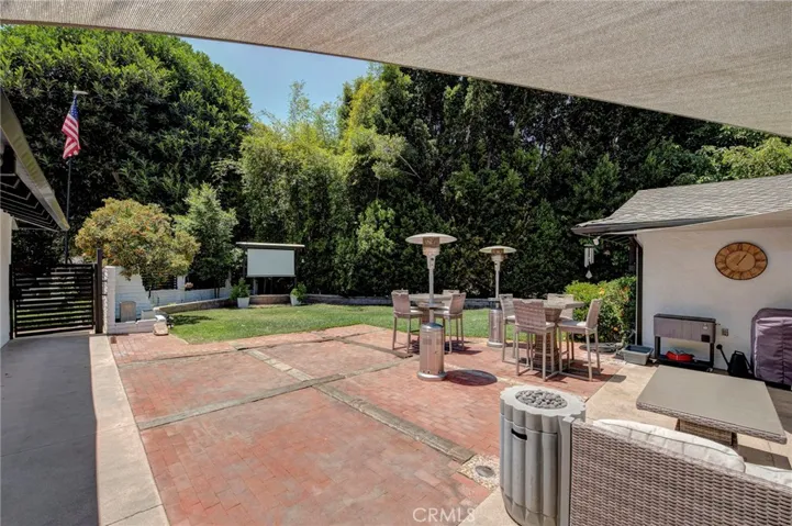 Courtyard with builtin in Movie Screen