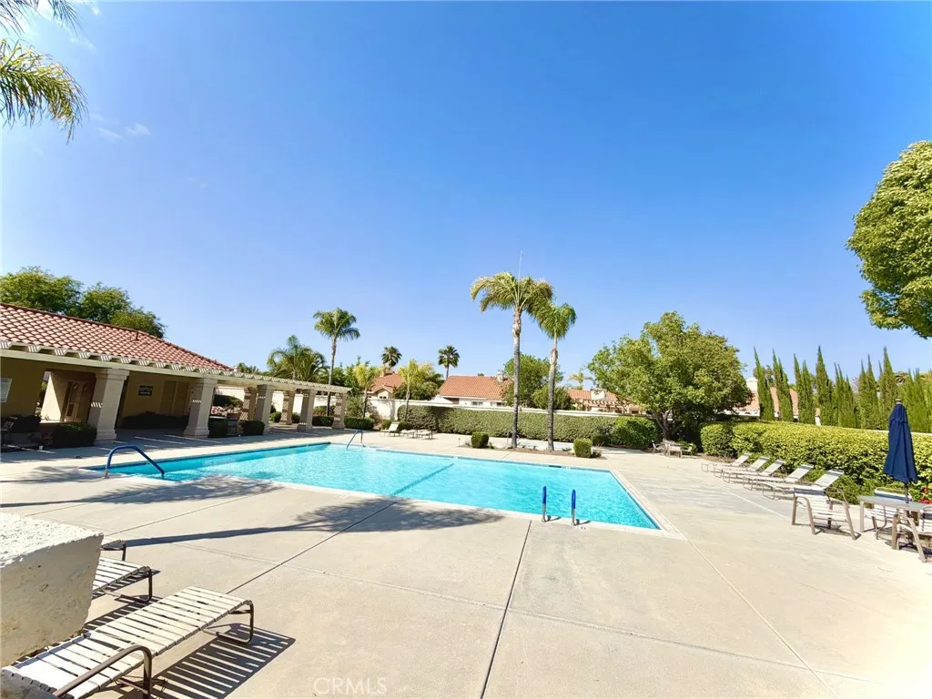 Resort-style HOA pool with lounge area (pool 2)