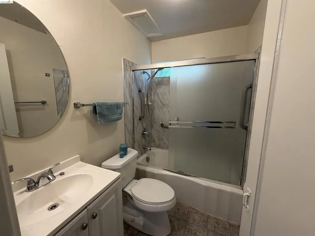 First Floor Bathroom