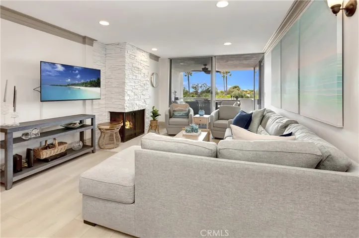 781 Avocado, Corona Del Mar, California 92625