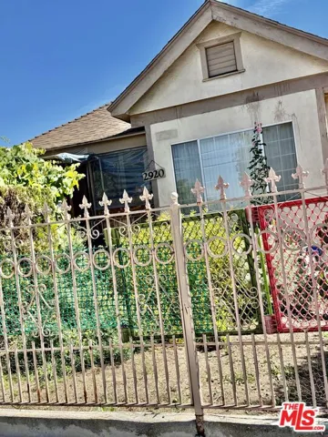 2920 Baldwin