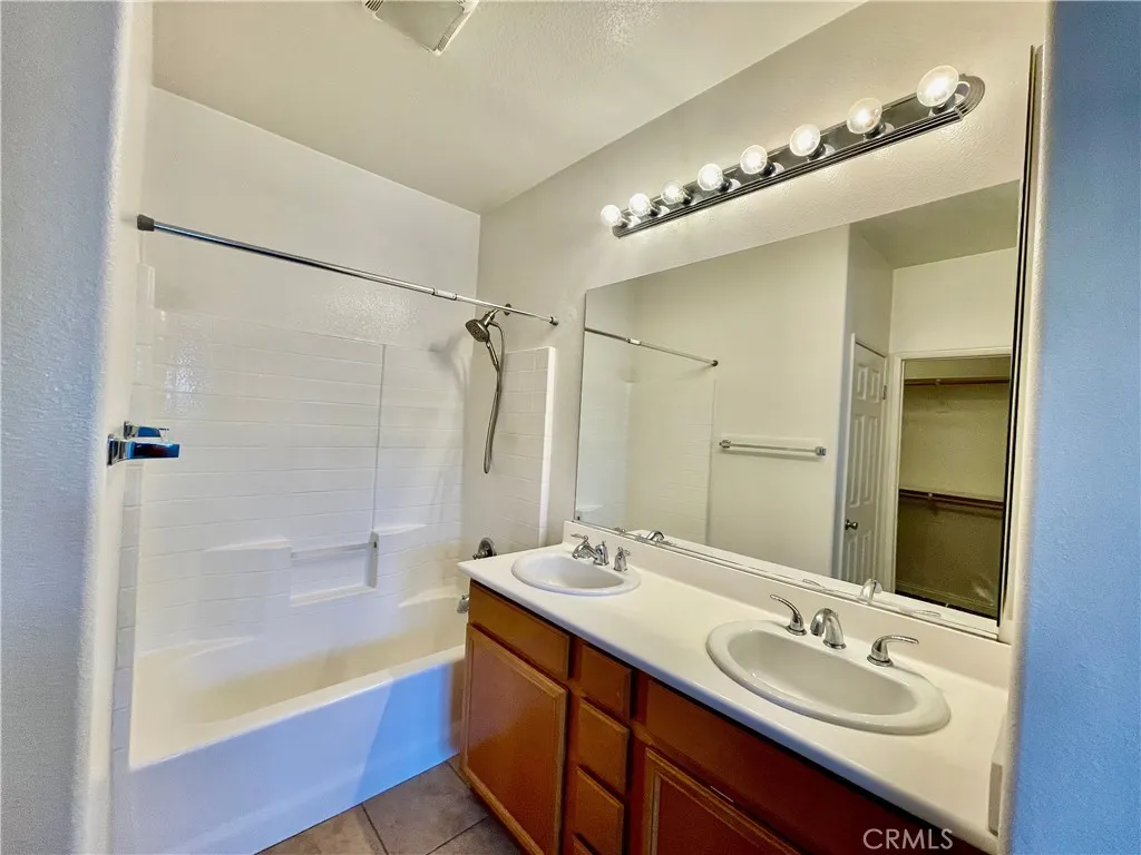 bathroom in master bedroom