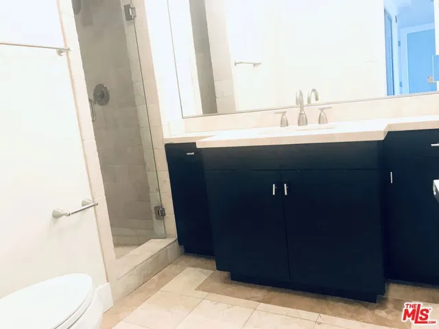 304 S Elm Drive 303, Beverly Hills, California 90212