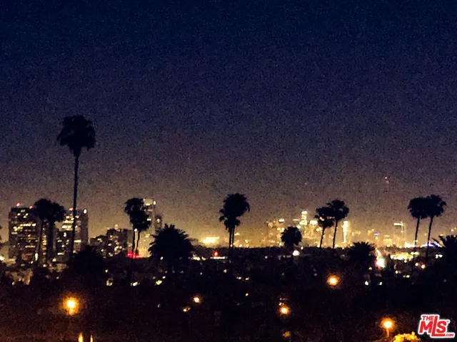 304 S Elm Drive 303, Beverly Hills, California 90212