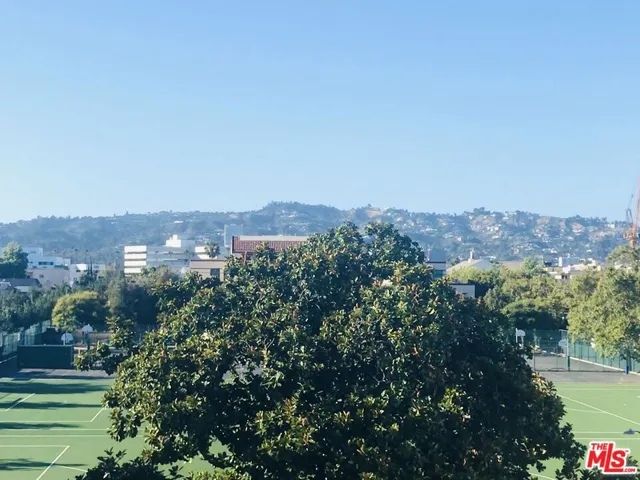 304 S Elm Drive 303, Beverly Hills, California 90212