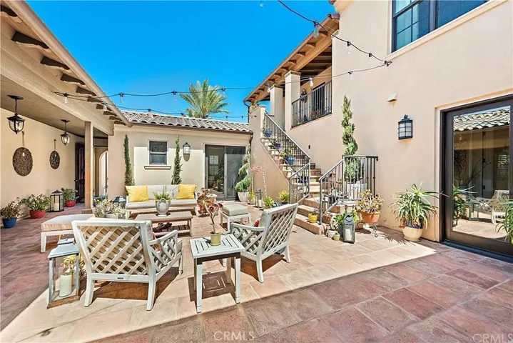 9 Paniolo Road, Ladera Ranch, California 92694