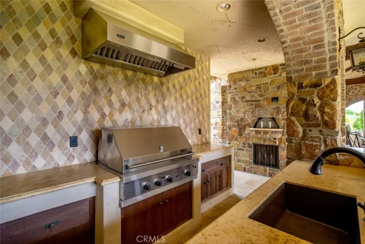 6520 Mira Cielo, San Luis Obispo, California 93401
