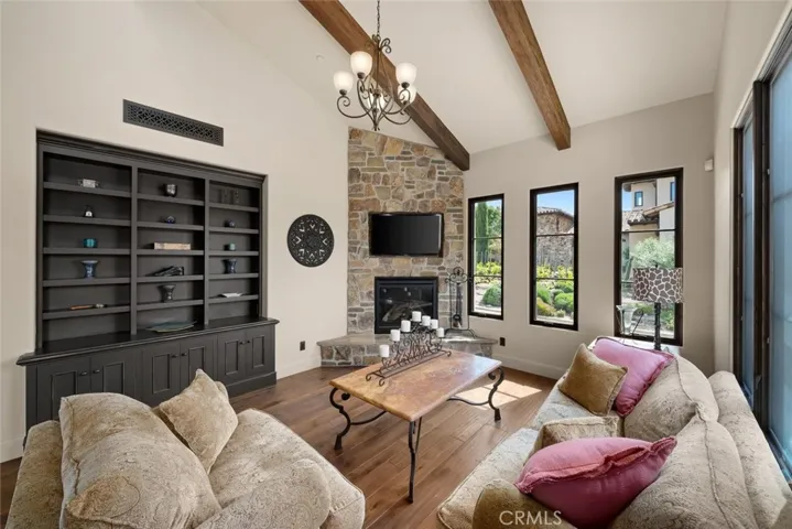 6520 Mira Cielo, San Luis Obispo, California 93401