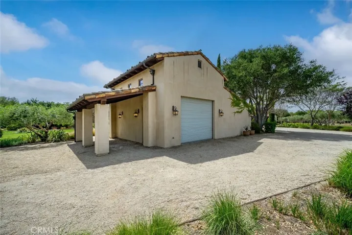 6520 Mira Cielo, San Luis Obispo, California 93401