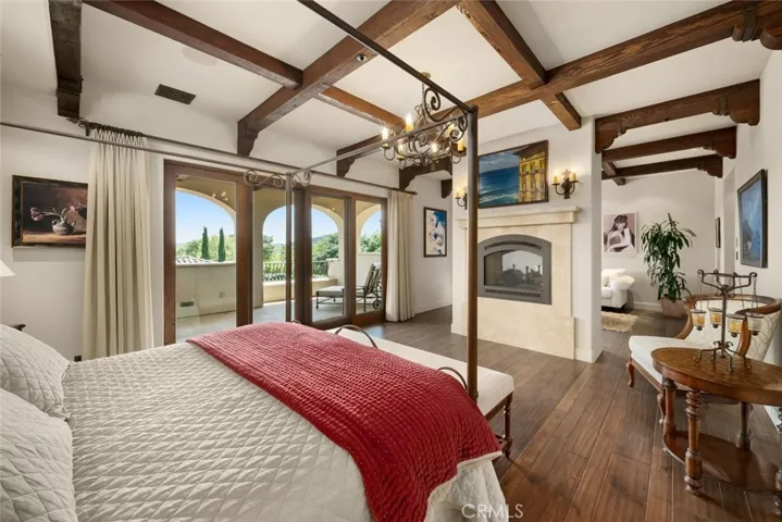 6520 Mira Cielo, San Luis Obispo, California 93401
