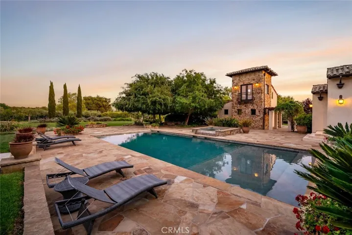 6520 Mira Cielo, San Luis Obispo, California 93401