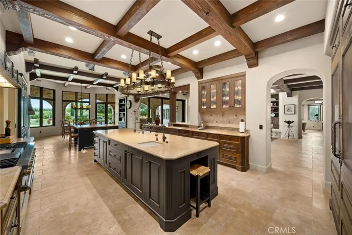 6520 Mira Cielo, San Luis Obispo, California 93401